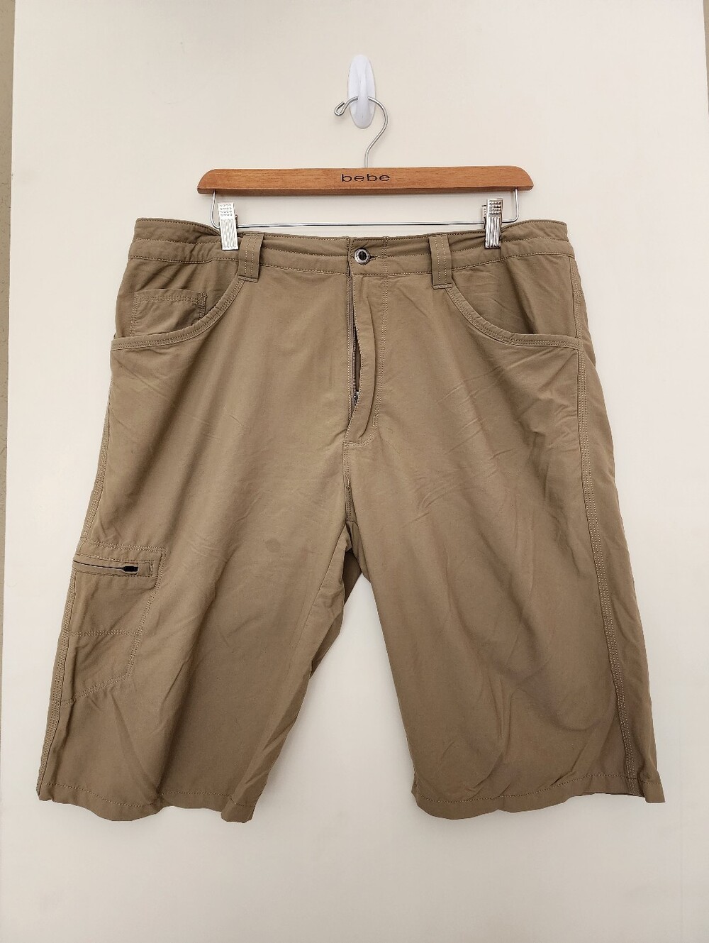 Patagonia Men's Cargo Shorts in Khaki Sz 36